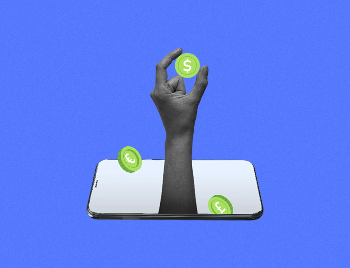 Una mano sale de la pantalla de un teléfono móvil, tocando una moneda de dólar virtual flotante, sobre un fondo azul, simbolizando pagos o transferencias de dinero a través de la tecnología móvil.